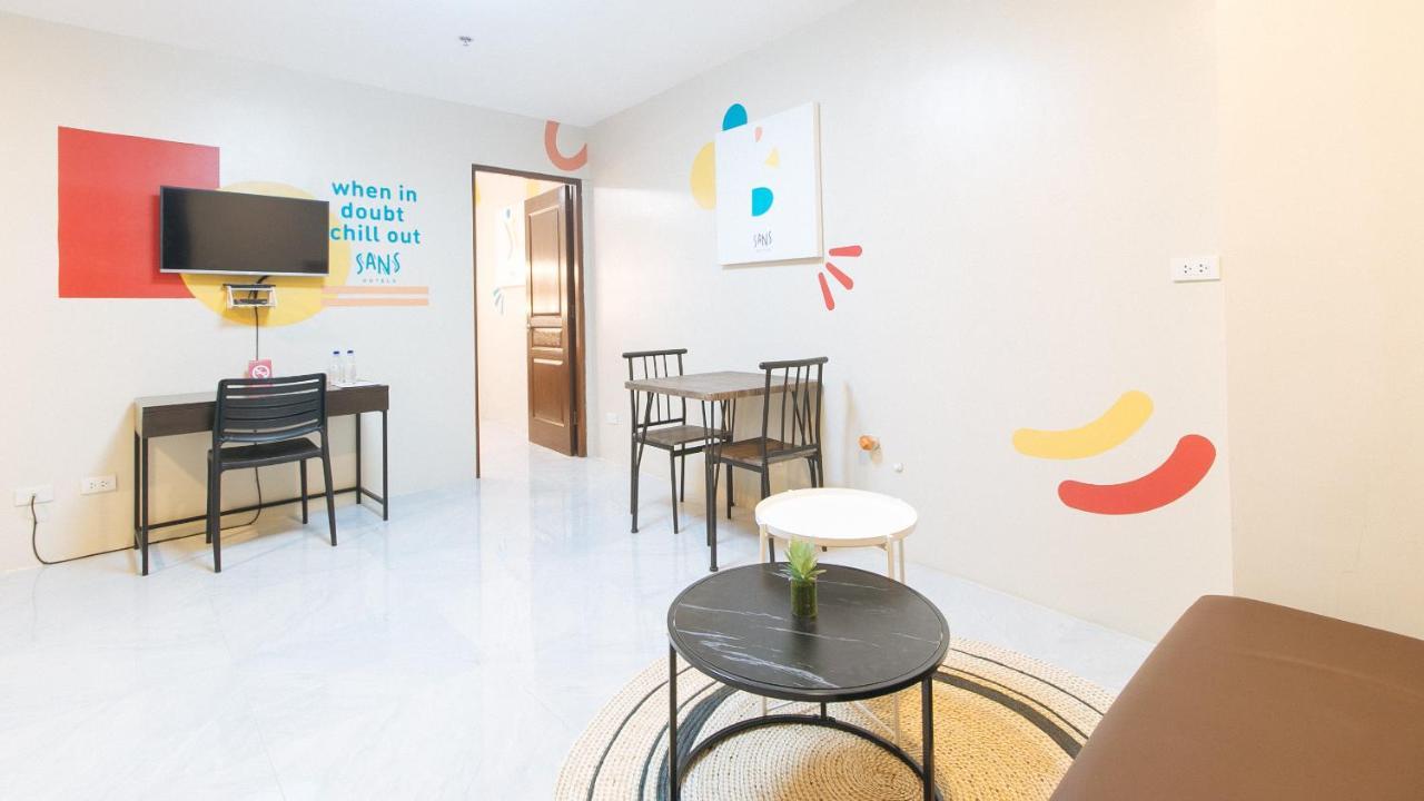 Sans Hotel At Algers Suites Marikina By Reddoorz Extérieur photo
