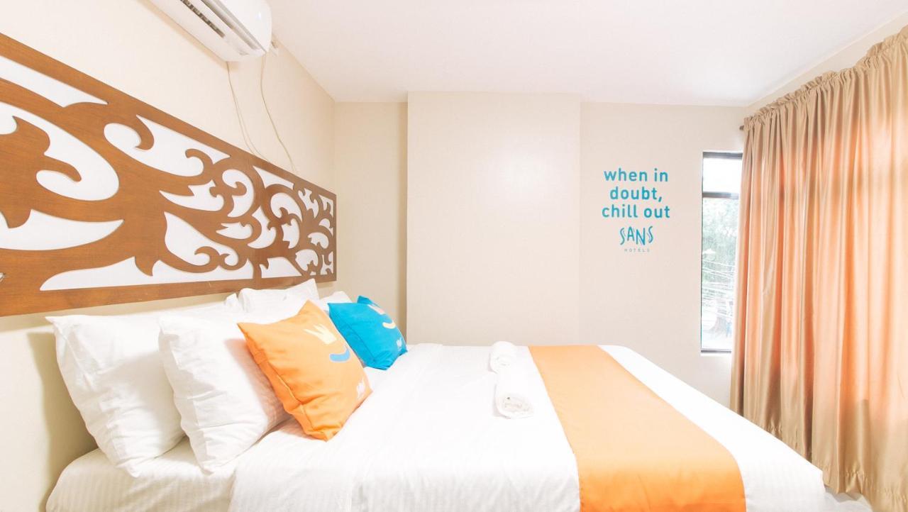 Sans Hotel At Algers Suites Marikina By Reddoorz Extérieur photo