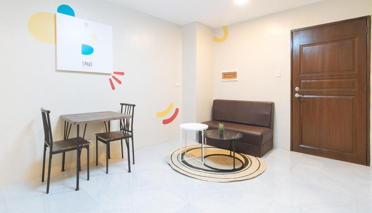 Sans Hotel At Algers Suites Marikina By Reddoorz Extérieur photo