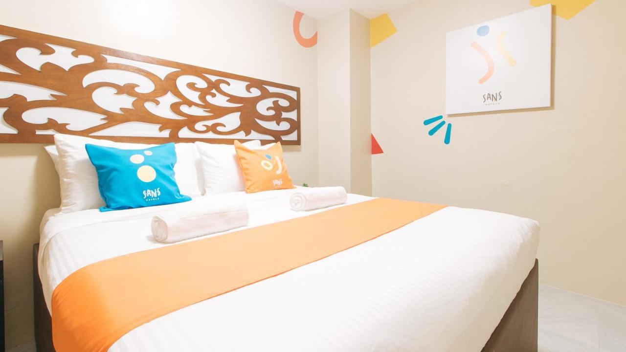 Sans Hotel At Algers Suites Marikina By Reddoorz Extérieur photo