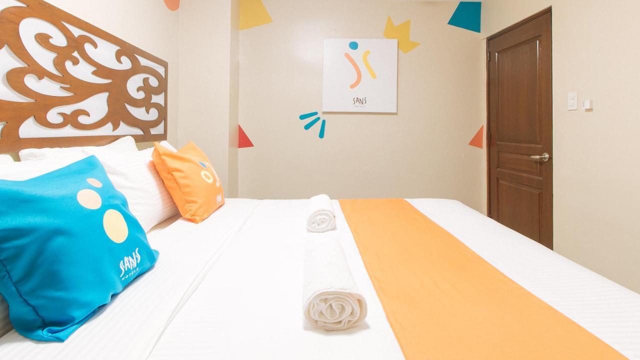 Sans Hotel At Algers Suites Marikina By Reddoorz Extérieur photo