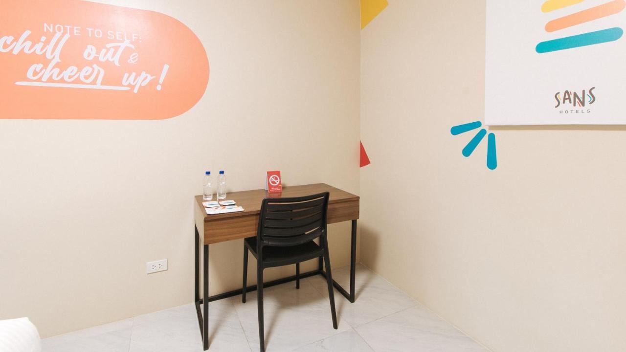 Sans Hotel At Algers Suites Marikina By Reddoorz Extérieur photo